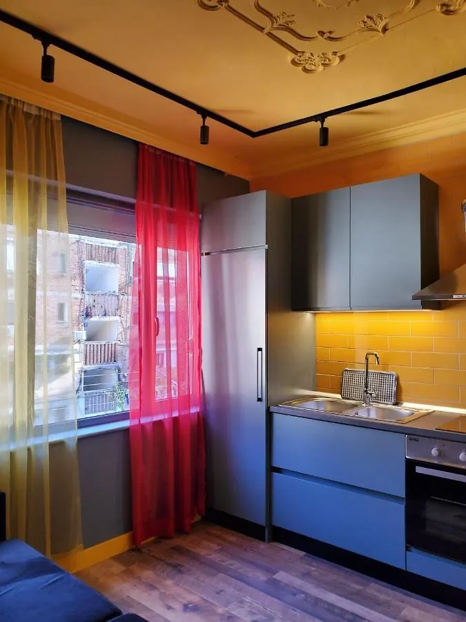 Helga'S Sunset Apartment Tirana