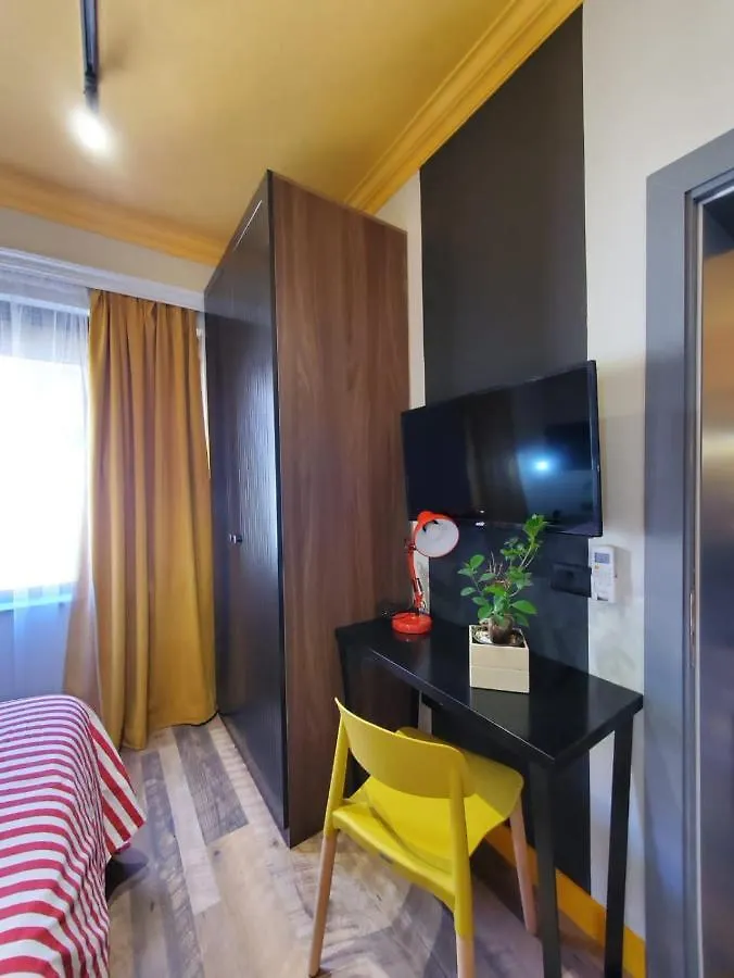 Helga'S Sunset Apartment Tirana